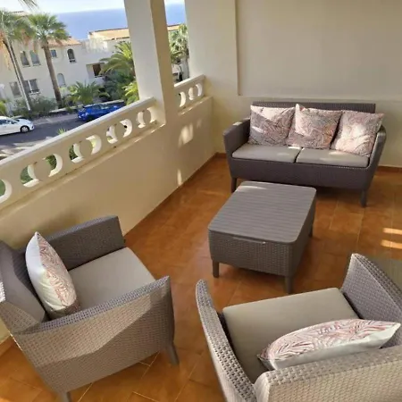 公寓 Sunny Ocean View Terrace 3br Retreat By The Ocean Costa Adeje *