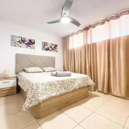 公寓 Sunny Ocean View Terrace 3br Retreat By The Ocean Costa Adeje