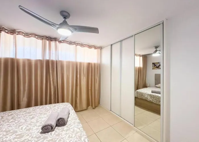 Sunny Ocean View Terrace 3br Retreat By The Ocean Costa Adeje Apartman
