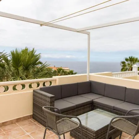 Sunny Ocean View Terrace 3br Retreat By The Ocean Costa Adeje 아파트