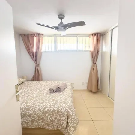 Sunny Ocean View Terrace 3br Retreat By The Ocean Costa Adeje 칼라오살바헤